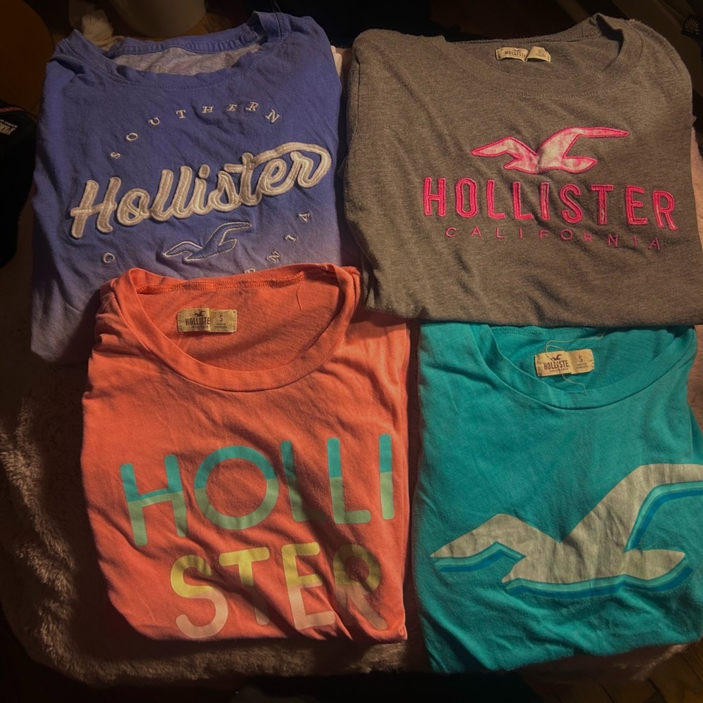 6 pack of Hollister graphic shirts. Size medium and small
